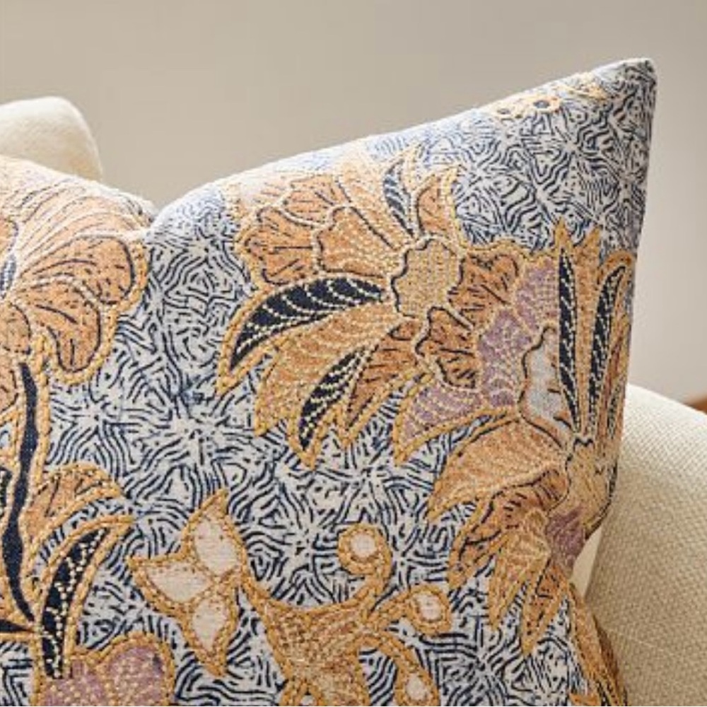 West Elm Ellory Floral Pillow Cover - 20x20 - Excellent Condition